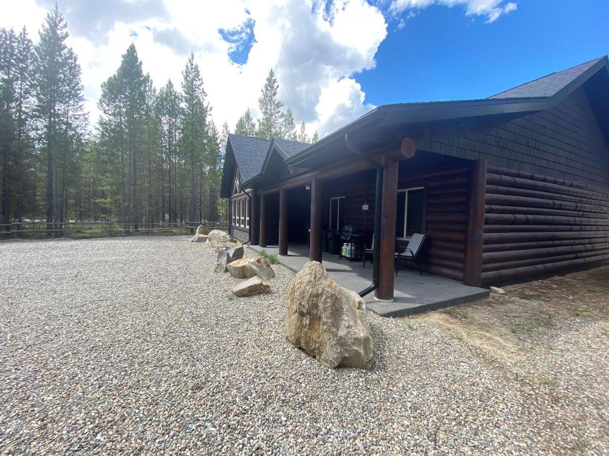 Wolf Den Villa Valemount Kültér fotó